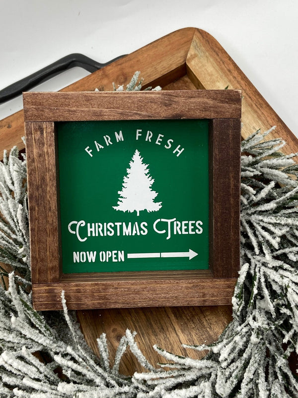 Christmas mini wood sign tiered tray snowman Clark grinch frosty Santa - Moonshineandglitter