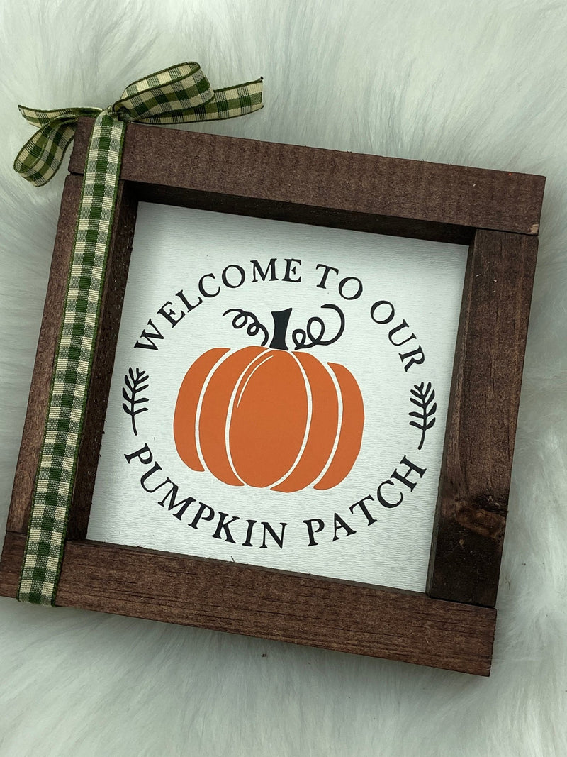 Fall Pumpkin Halloween wood sign - Moonshineandglitter