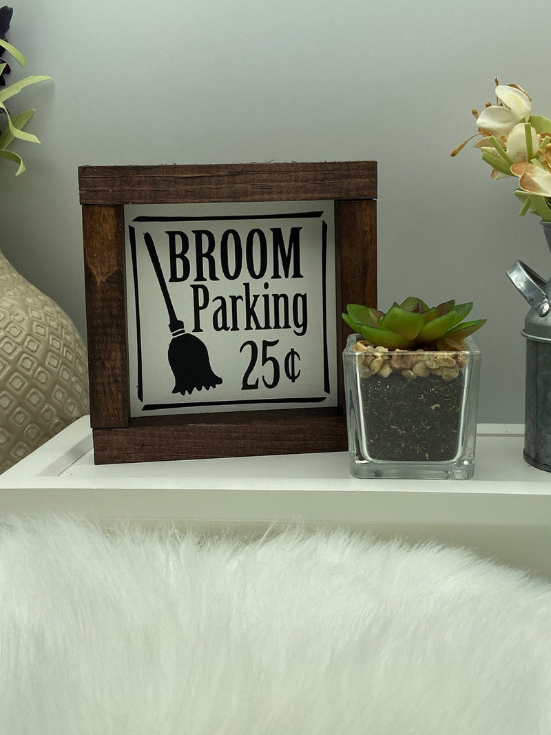Fall Pumpkin Halloween wood sign - Moonshineandglitter