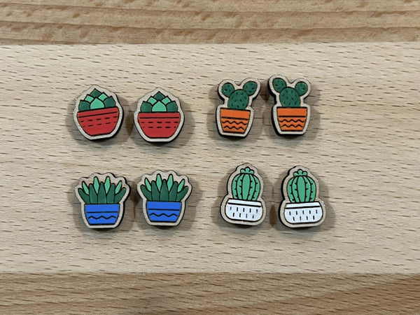 Hand painted Succulent stud earrings - Moonshineandglitter