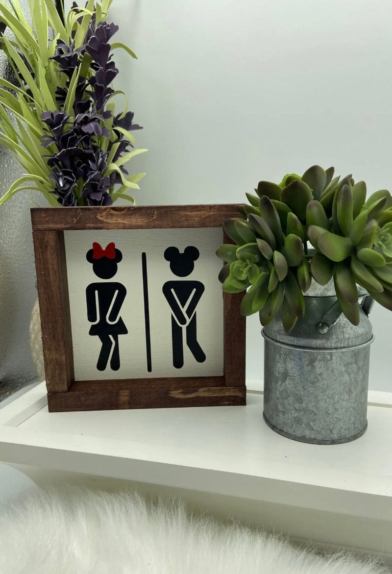 Disney Mickey Mouse mini wood sign