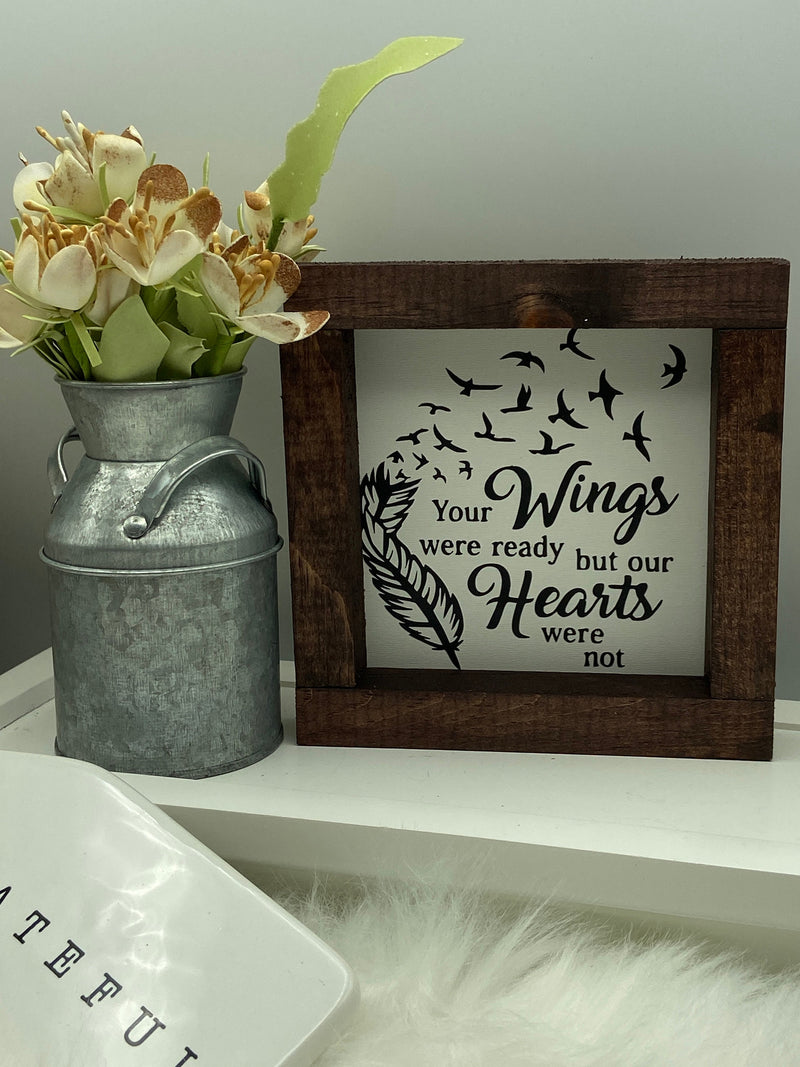 Mini wood sign In memory of, Cardinal Appears when angels are near,  loss mini wood sign