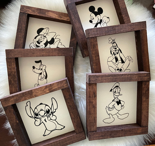 Disney mini wood sign Stitch Donald Mickey Goofy Pluto Minnie