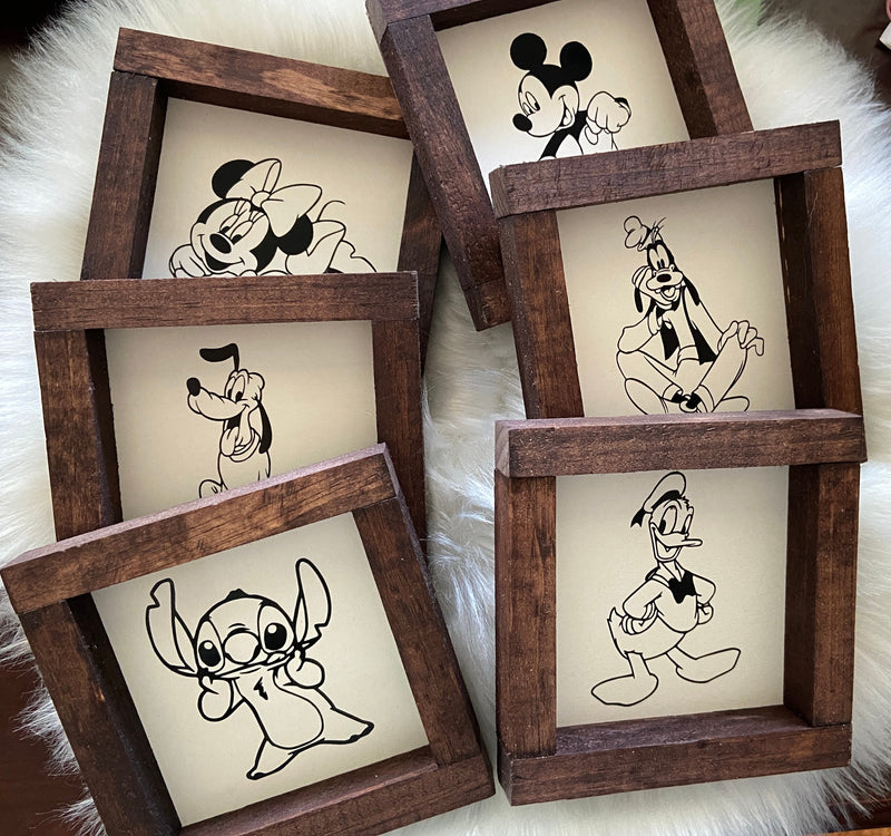 Disney mini wood sign Stitch Donald Mickey Goofy Pluto Minnie