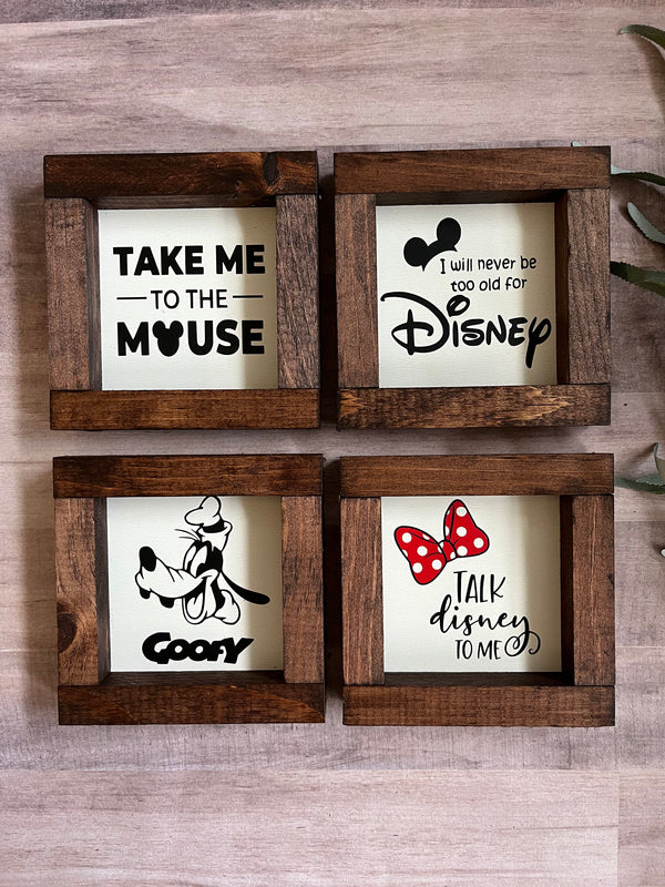 Disney Mickey Mouse goofy mini wood sign