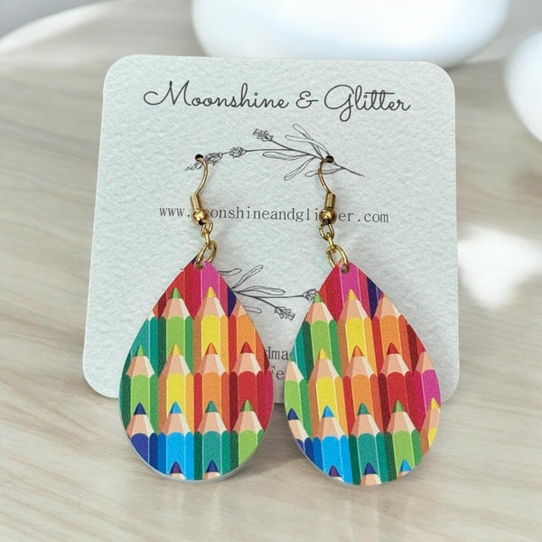 Colored pencil dangle Earrings, Teacher gift, Teacher Earrings, Art Lover Gifts, school Earrings, Gifts for Teachers, Reading