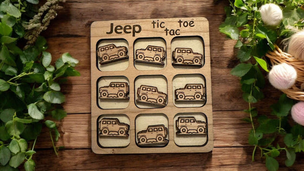 Cherry Wood Jeep Tic Tac Toe – Travel Size Game with Jeeps & Tires, Laser Engraved, Includes Organza Bag