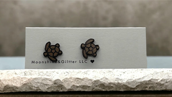 Walnut wood Sea Turtle stud earrings Beach Vacation Ocean stud earrings fun jewelry - Moonshineandglitter