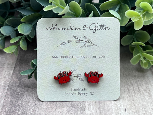 Crab stud earrings