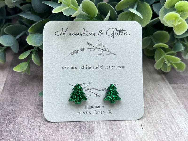 Snow Leopard Christmas tree stud