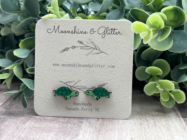 Turtle stud earrings