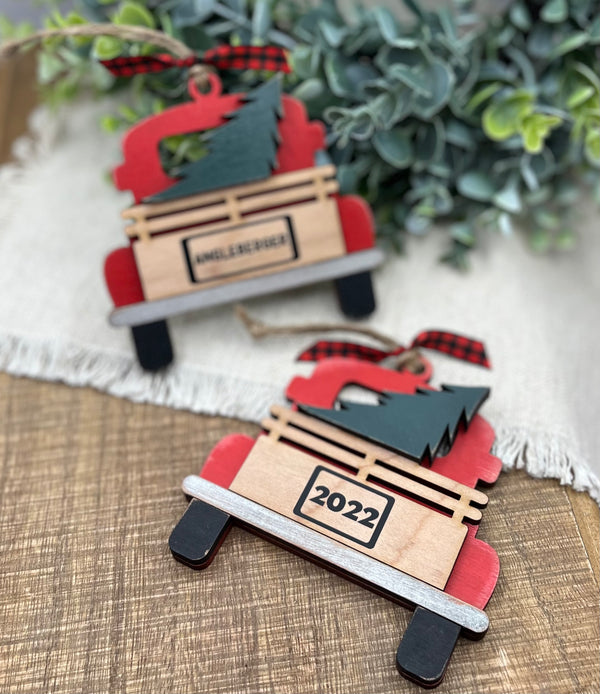 Customize rear Red pickup truck ornament